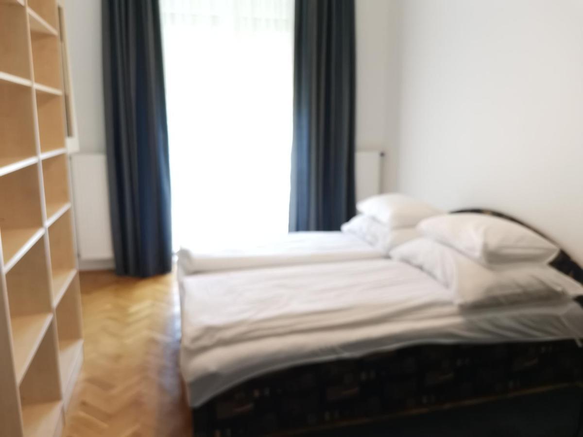 Sugar Apartman Debrecen Eksteriør bilde